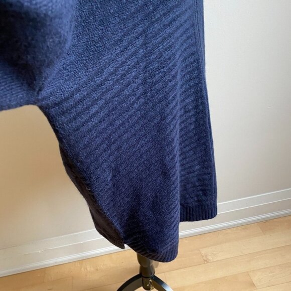 Como Vintage Women BNWT navy blue knit sweater New sz Large turtleneck - Picture 3 of 6